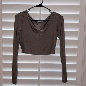 Grey crop long sleeve top